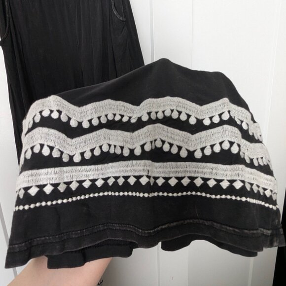 ✨ POL Black & White Flare Wide-Leg Pants (Size S, fits S–M) 🖤🤍👖 - Picture 5 of 7